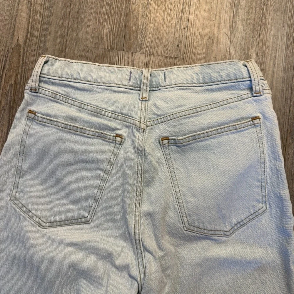 Abercrombie & Fitch Womens 30/10 XS‎ 90's Straight Ultra High Light Wash Jeans